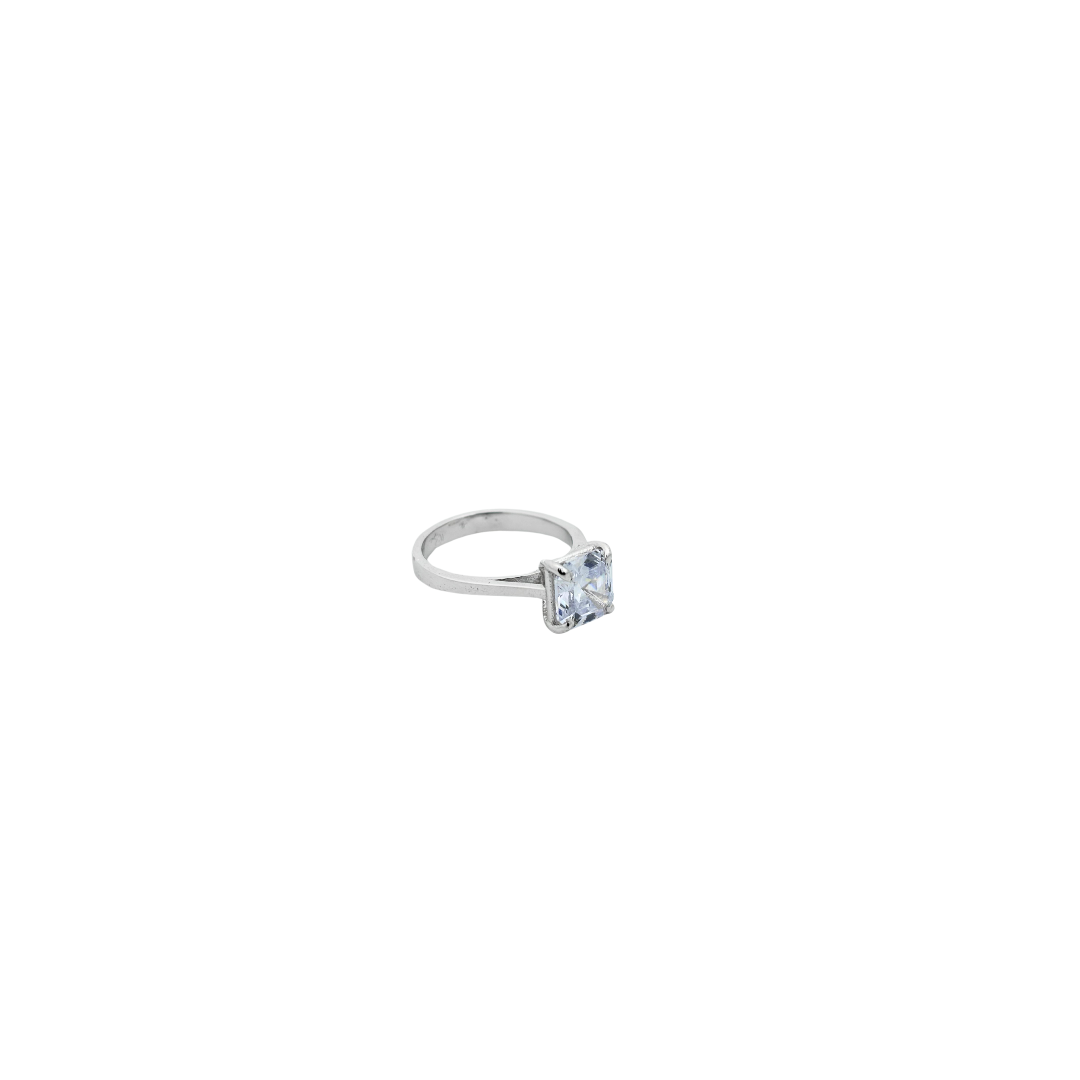 Classic Solitaire Ring